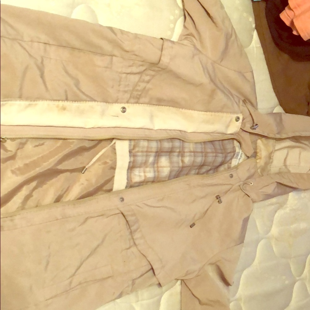 Women’s M Liz Claiborne rain jacket